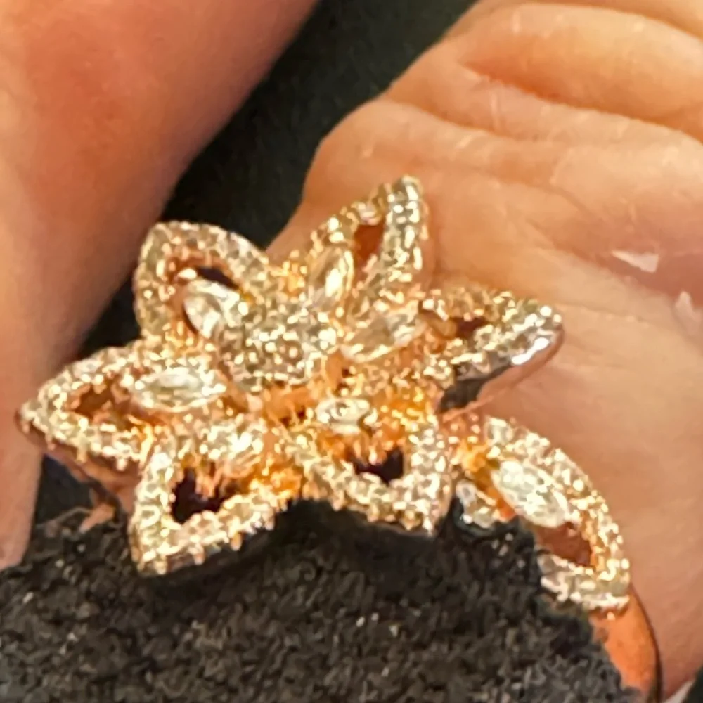 Fine jewelry Stunning star rose gold on Sterling silver‎ base
